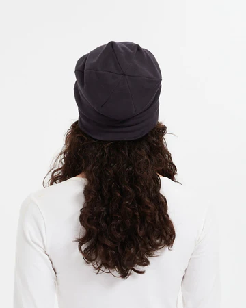 emf-protective-beanie